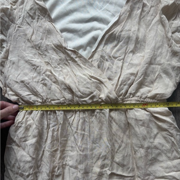 Listicle Ruffled Cream Jumpsuit - Picture 5 of 7